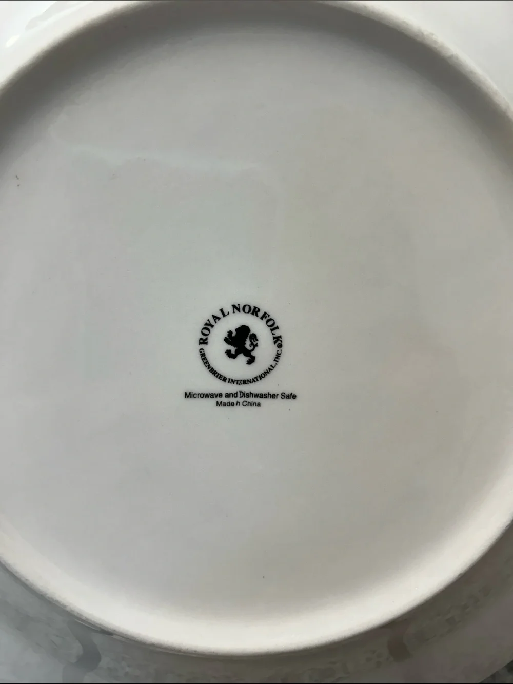 Royal Norfolk White Dinner Plates with Red & Orange Autumn Leaf Design
